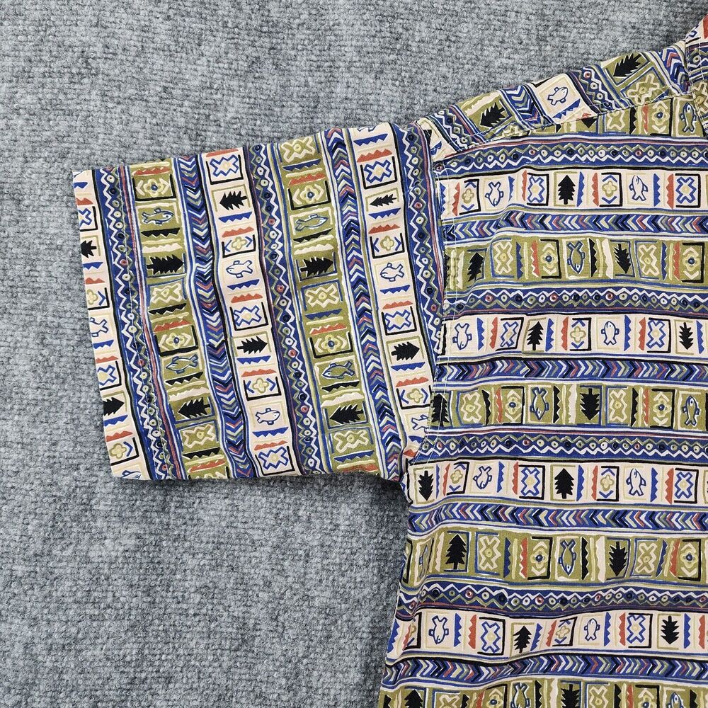 Vintage Columbia Shirt Womens Medium Aztec Fish AOP Short Sleeve Button Up - Picture 8 of 11